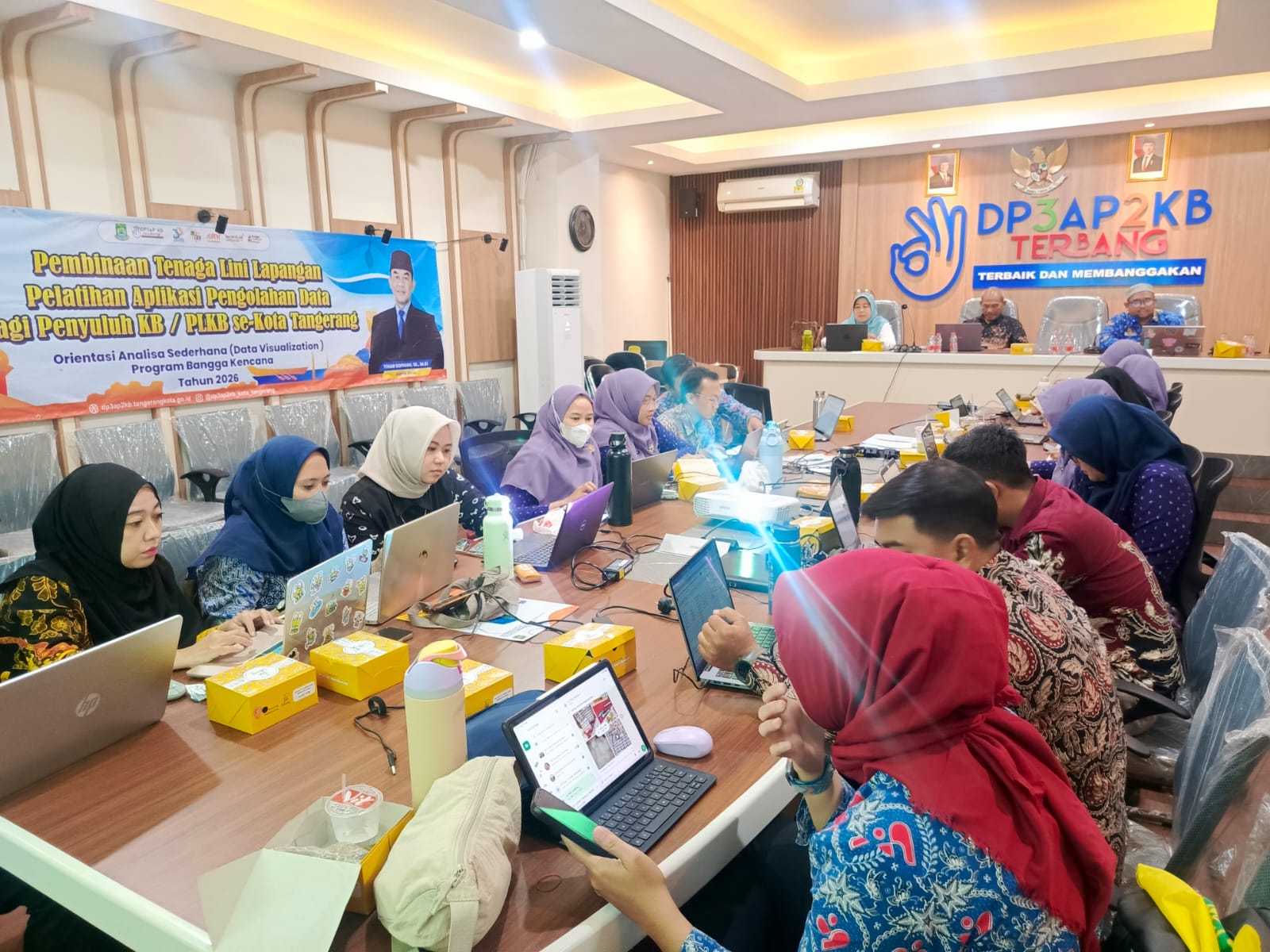 Pelatihan Aplikasi Pengolahan Data